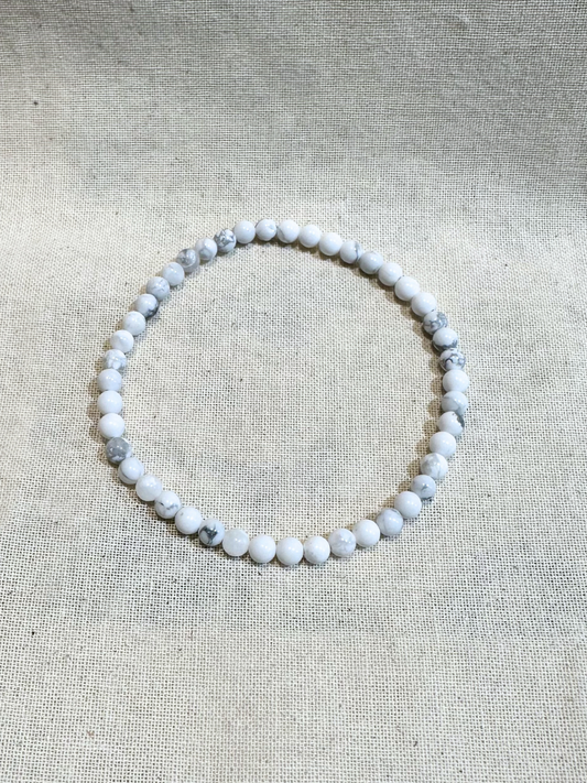 Howlite Bracelet 4mm