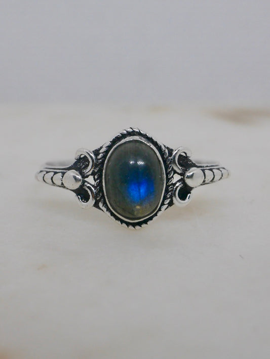 The Athena Ring – Labradorite (Size N / 7)