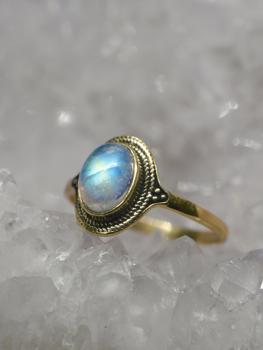 The Nomad Ring – Moonstone (Size N / 7 )