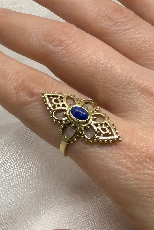 Sacred Bloom Ring – Lapis Lazuli