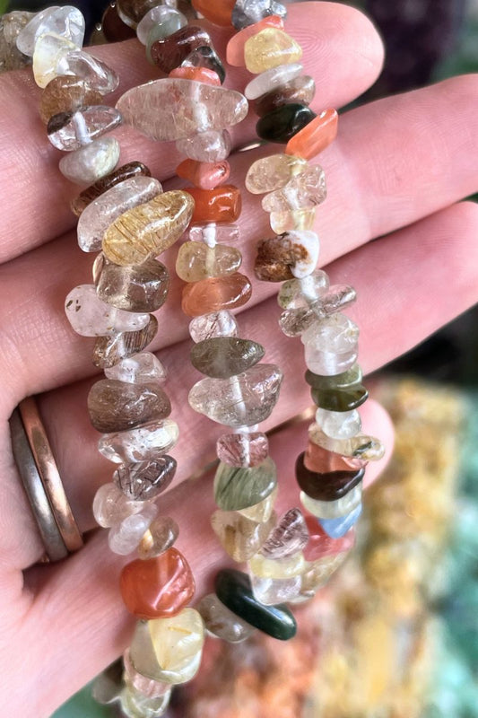 Rabbit Hair Quartz Chip Bracelet