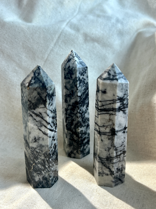 Zebra Quartz Crystal Tower