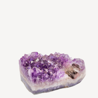 A Guide To Birthstones