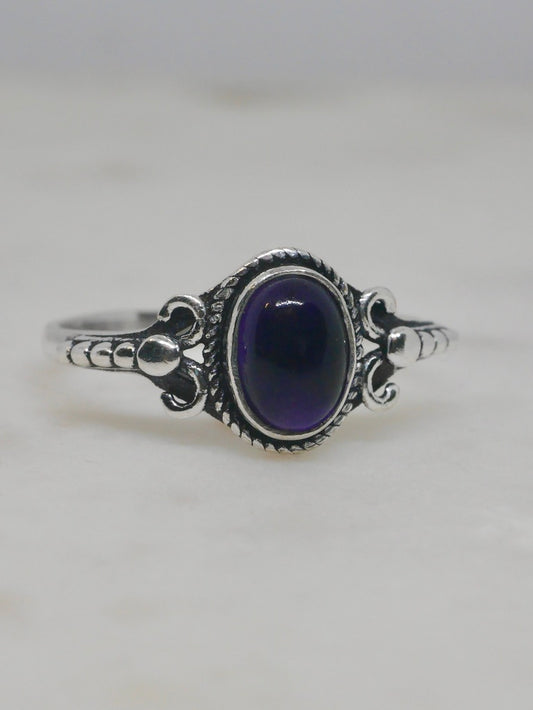 The Athena Ring – Amethyst (Size N½ / 7.5)