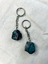 Load image into Gallery viewer, Rough Emerald Keychain
