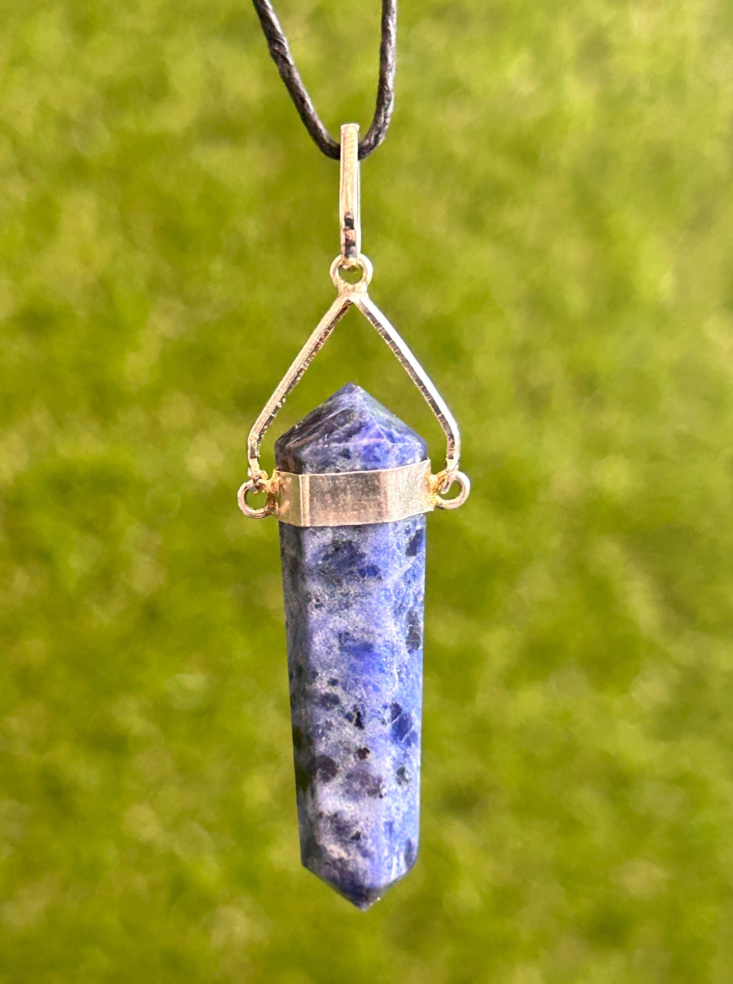 Sodalite Necklace Point