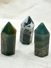 Load image into Gallery viewer, Moss Agate Small Point
