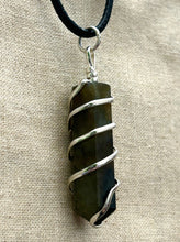 Load image into Gallery viewer, Labradorite Spiral Wrap Necklace
