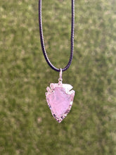 Load image into Gallery viewer, Rose Quartz Arrowhead Necklace

