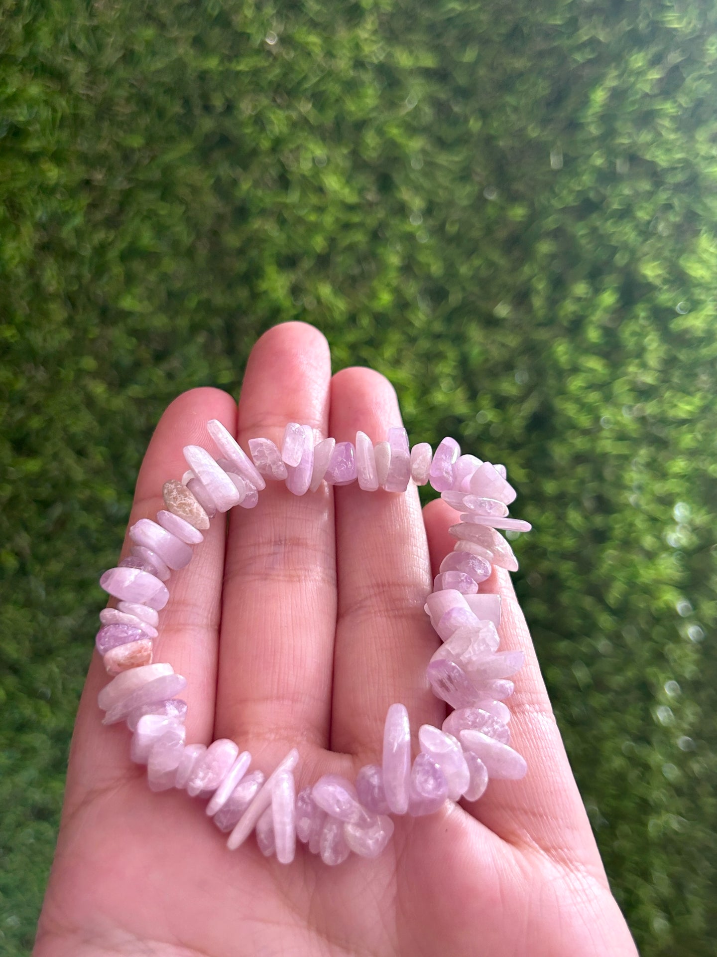 Kunzite polished chip bracelet