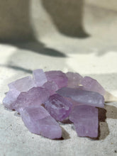 Load image into Gallery viewer, Kunzite Rough
