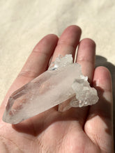 Load image into Gallery viewer, Clear Quartz Cluster Point

