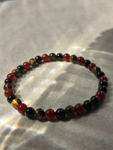 Load image into Gallery viewer, Tigers Eye &amp; Onyx Bracelet 6mm
