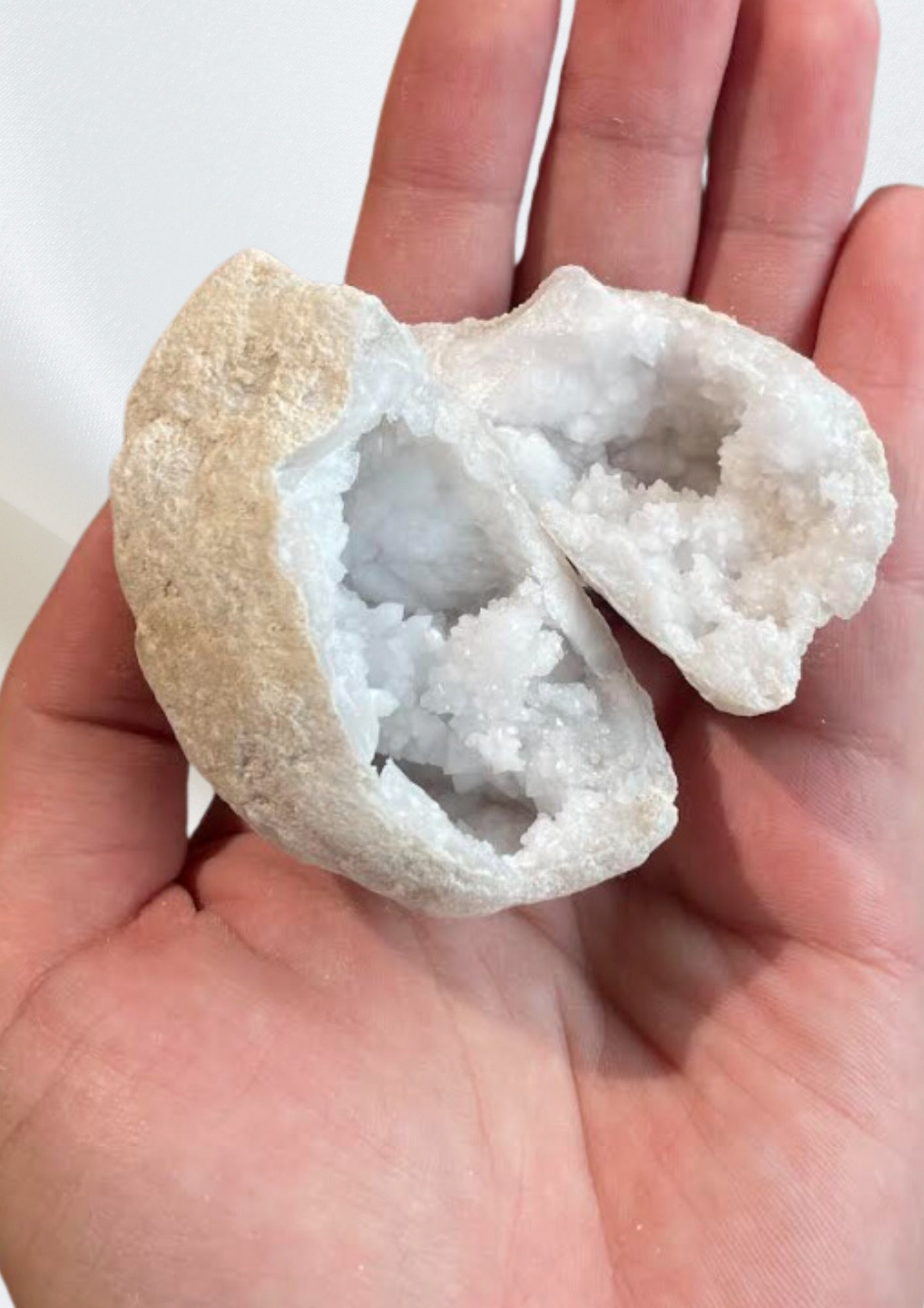 Calcite Geode - Medium – Mineralism