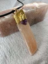 Load image into Gallery viewer, Peach Selenite &amp; Amethyst Necklace
