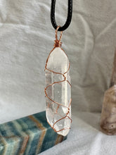 Load image into Gallery viewer, Quartz Wirewrap Necklace - Copper
