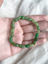 Load image into Gallery viewer, Aventurine Pebble Bracelet
