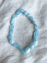 Load image into Gallery viewer, Aquamarine Pebble Bracelet
