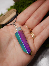 Load image into Gallery viewer, Titanium Quartz necklace
