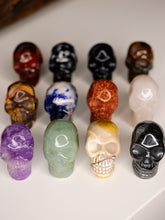 Load image into Gallery viewer, Mini skull carving
