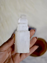 Load image into Gallery viewer, Selenite rough tower
