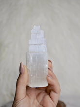 Load image into Gallery viewer, Selenite rough tower
