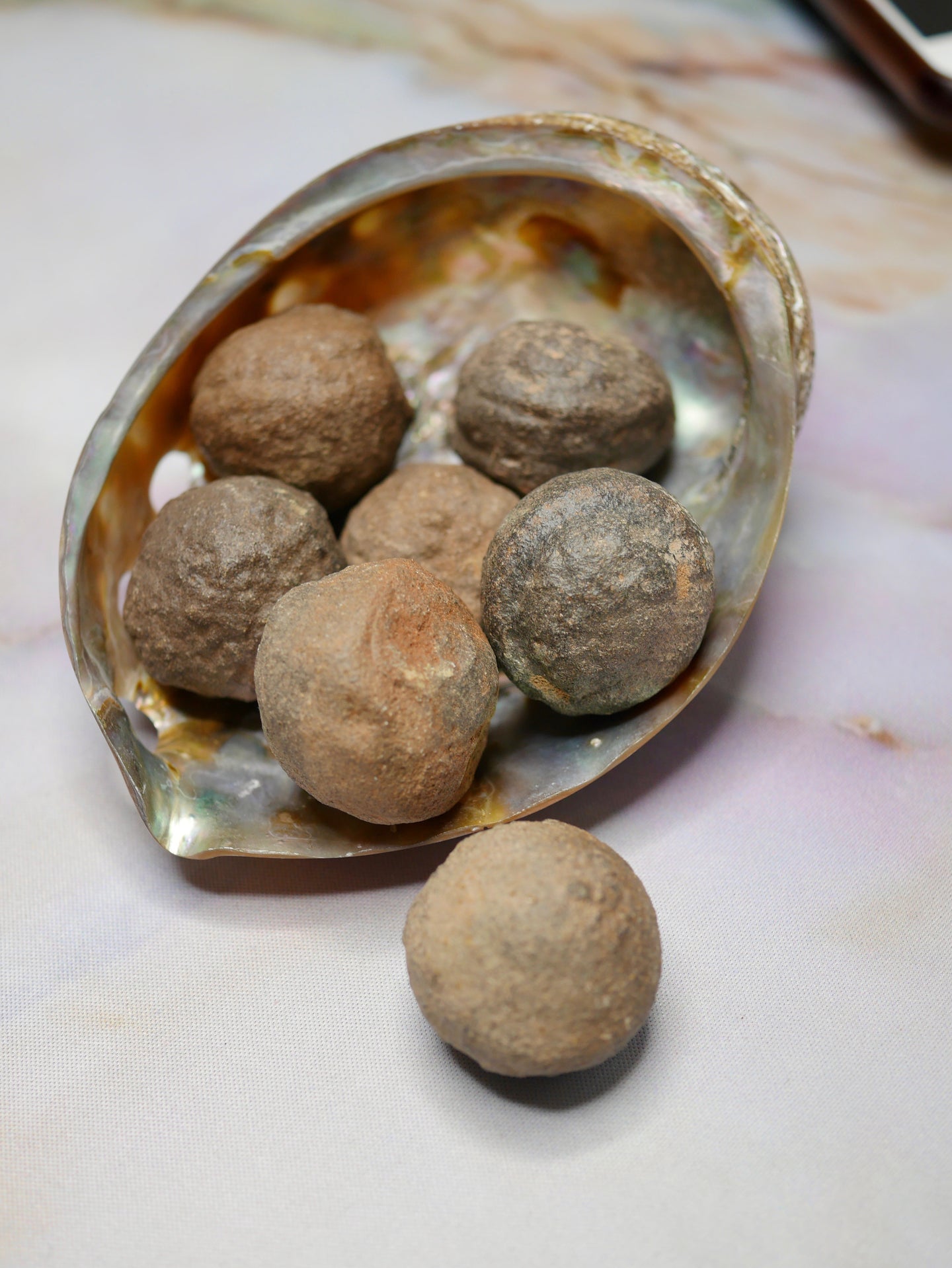 Shaman Stone / Moqui balls