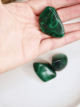 Load image into Gallery viewer, Malachite tumbled stone large
