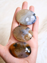 Load image into Gallery viewer, Agate Palmstones
