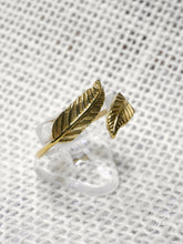 Load image into Gallery viewer, Adjustable Feather/Leaf Brass Ring
