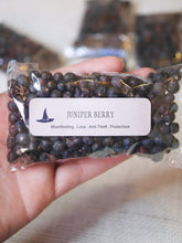 Load image into Gallery viewer, Juniper Berry
