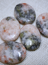 Load image into Gallery viewer, Sunstone Iolite Palmstone
