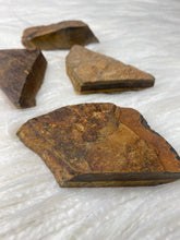 Load image into Gallery viewer, Raw Tiger Eye
