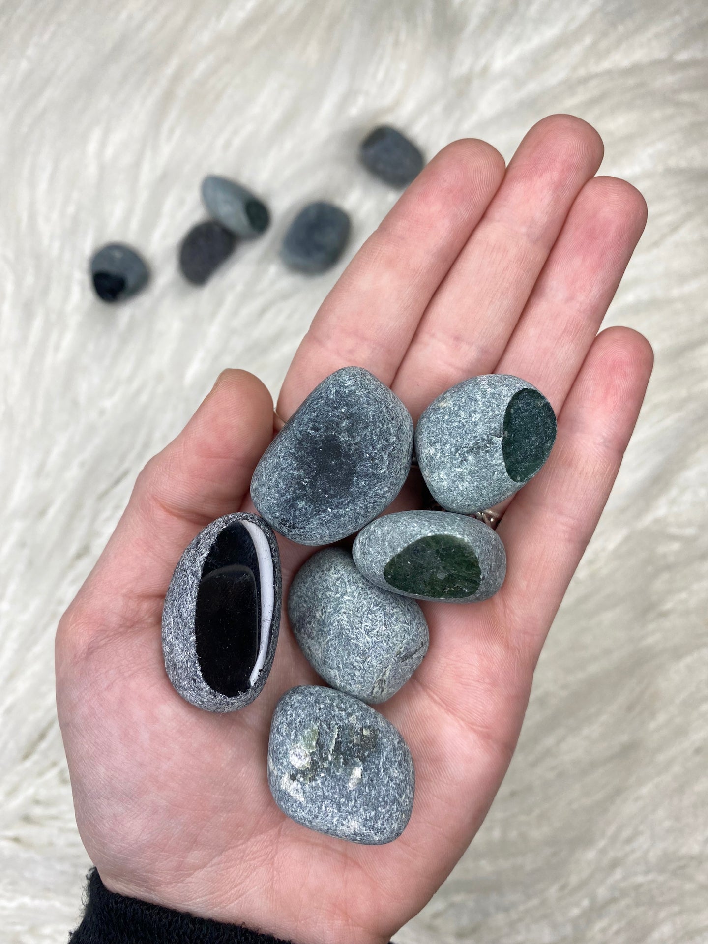 Nephrite Jade Seer Stone