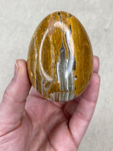 Load image into Gallery viewer, Large Green Onyx Egg
