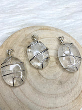 Load image into Gallery viewer, Quartz Oval Wire Wrap Necklace

