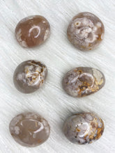 Load image into Gallery viewer, Flower Agate Palm Stone
