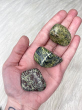 Load image into Gallery viewer, Australian Seraphinite
